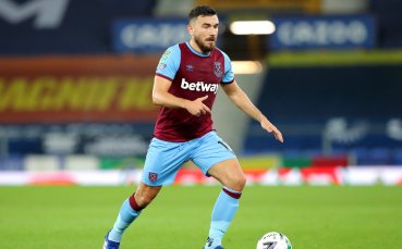 Уест Бромич привлече Робърт Снодграс от Уест Хям потвърдиха от