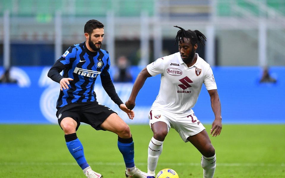 Отборът на Милан има интерес към халфа на Торино Суалихо