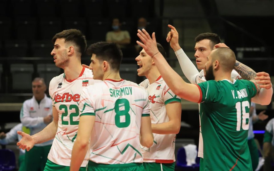 Българският национален отбор по волейбол, воден от Силвано Пранди, излиза