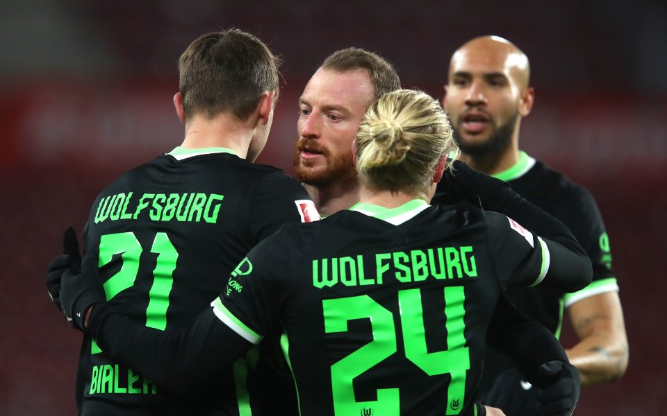 Отборът на Волфсбург победи с 2:0 като гост Майнц 05