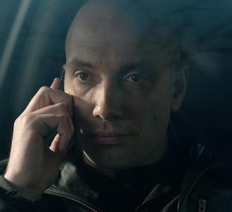 Запален фен на криминалната сага Под прикритие татуира върху тялото