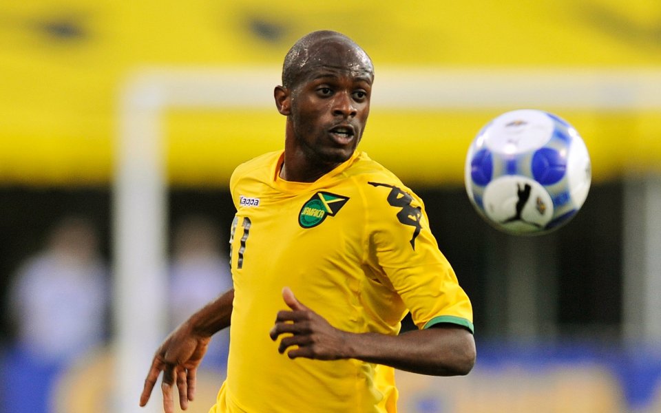 Бившият играч на Шефилд Юнайтед Лутън Шелтън почина на 35