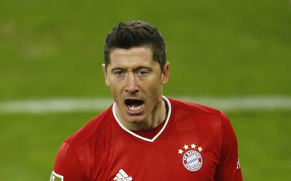 Нападателят на европейския клубен шампион Байерн Мюнхен Роберт Левандовски е