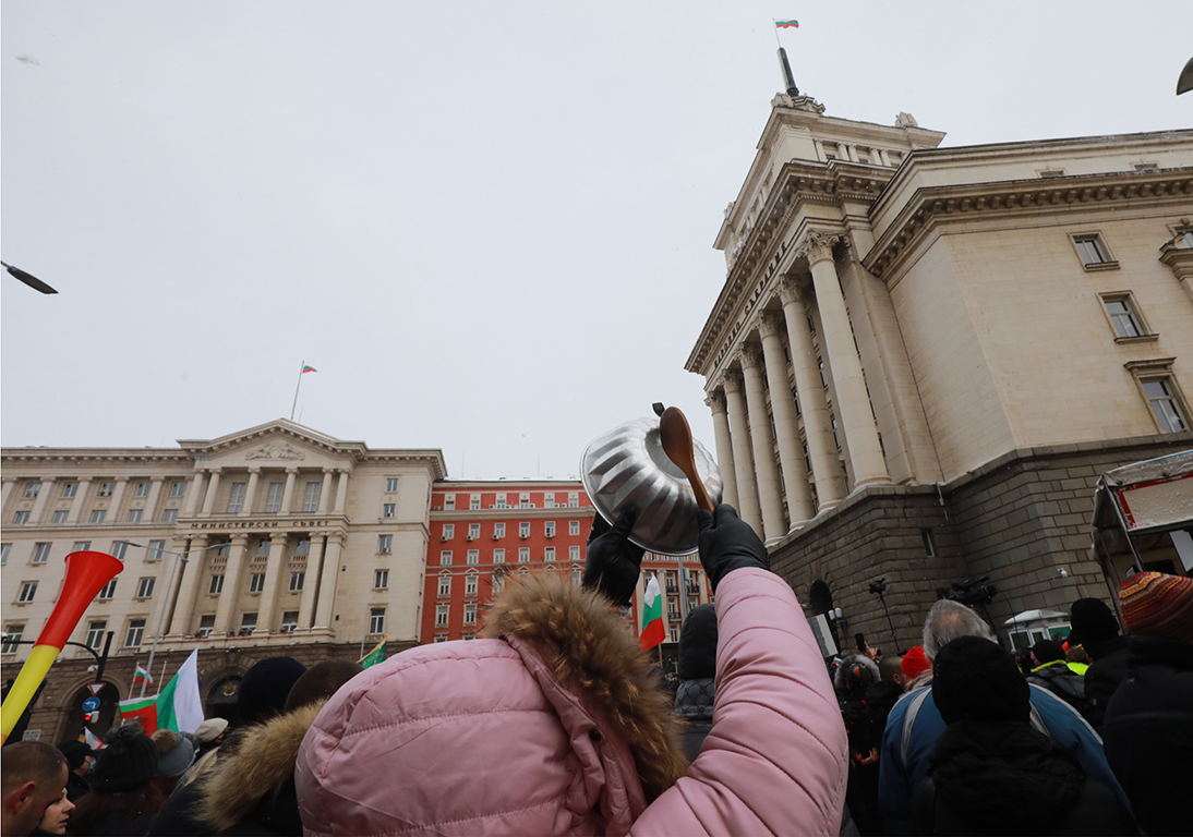 <p>Ресторантьорите излязоха на масов протест в София</p>