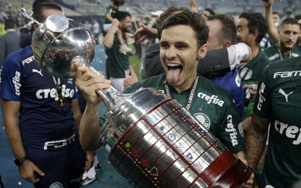 ЦСКА е единственият български отбор, който се е срещал с