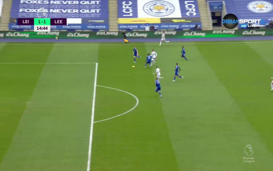 Лестър Сити и Лийдс Юнайтед се оттеглиха на почивката при