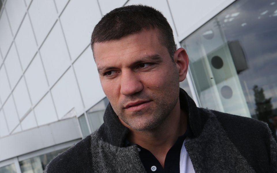 Българският боксьор Тервел Пулев стана баща за трети път тази