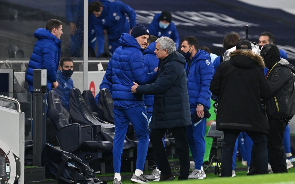 Отборите на Тотнъм и Челси играят при резултат 0:0 в