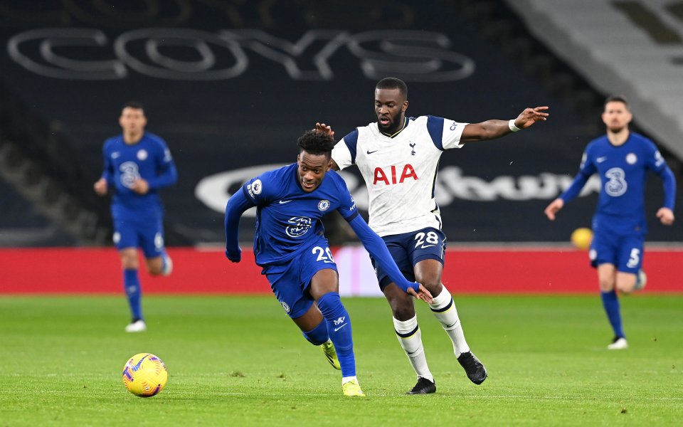 Отборите на Тотнъм и Челси играят при резултат 0:0 в