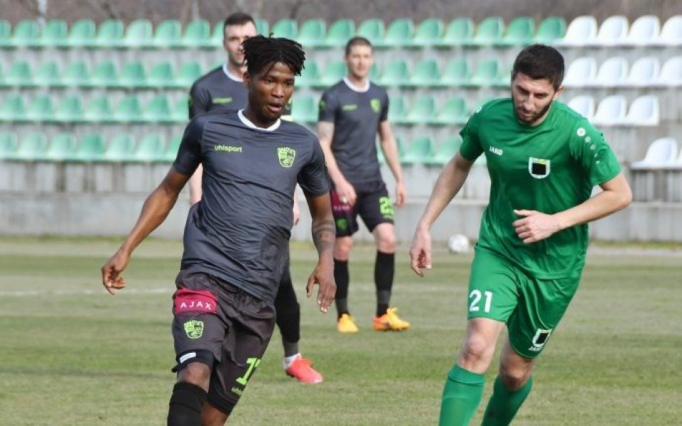 Берое разгроми с 4:1 Загорец Нова Загора в контрола, играна