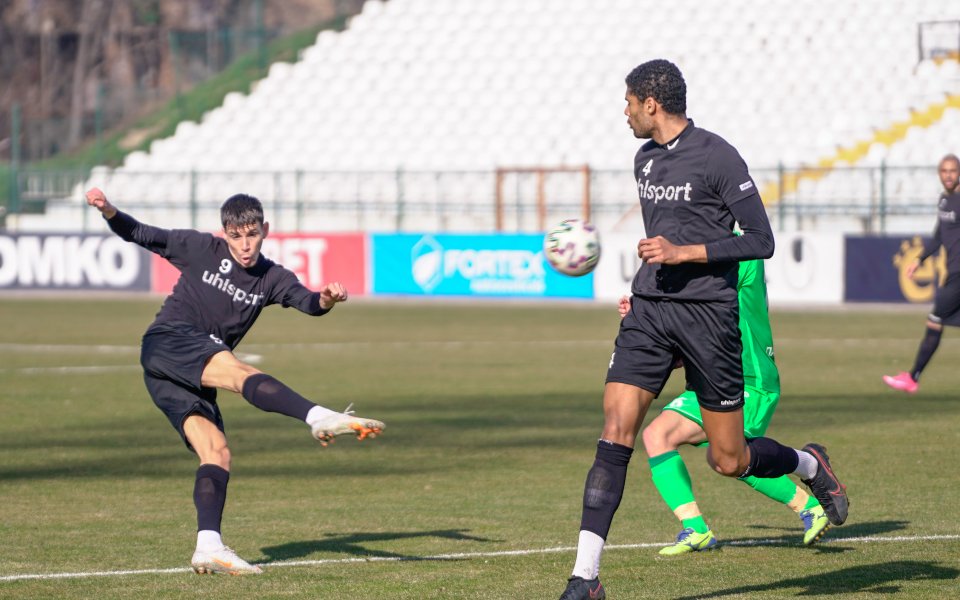 Отборът на Локомотив Пловдив победи Хебър с резултат 3:1 в