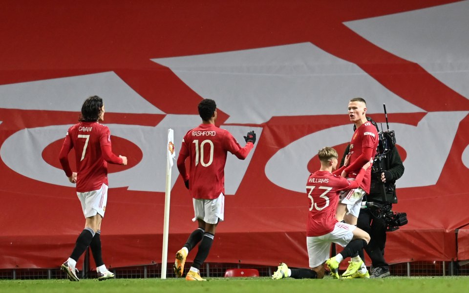 Бруно Фернандеш беше записан от микрофоните край терена срещу Уест