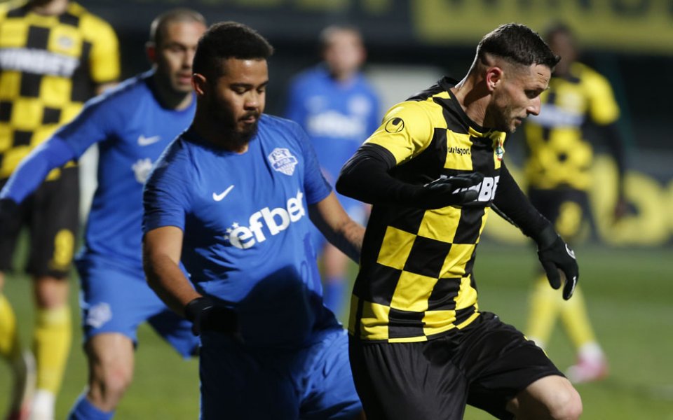 Бразилецът Жуниньо обра вота за &bdquo;Играч на мача&rdquo; след двата