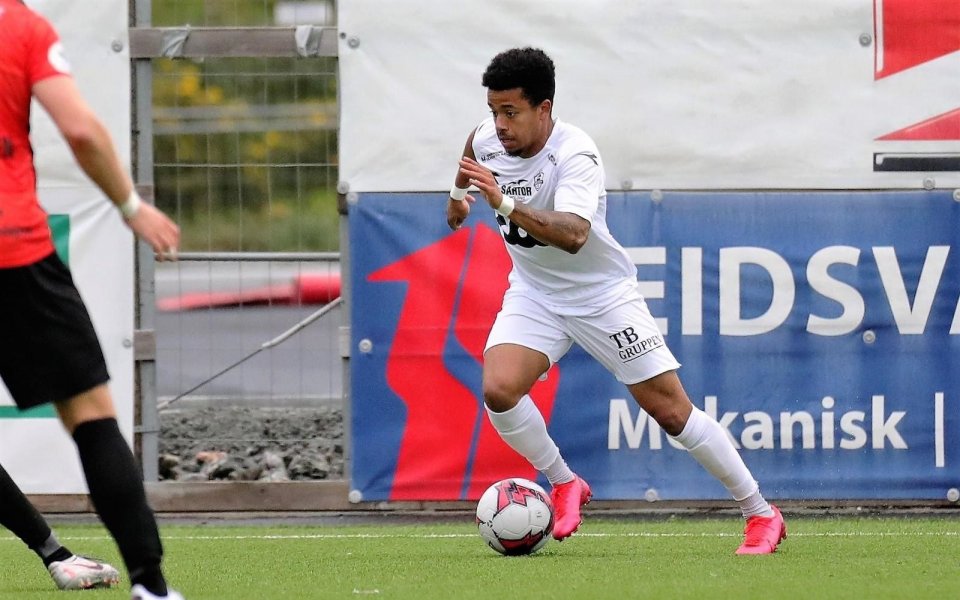 Левски и Берое ще влязат в битка на трансферния пазар