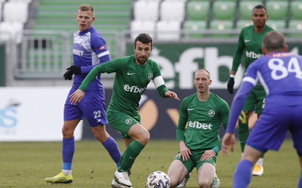 Капитанът на Лудогорец Светослав Дяков продължава да бъде измъчван от