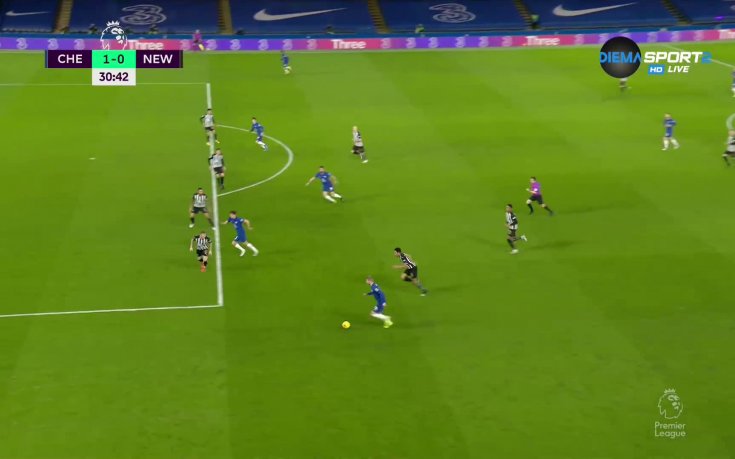 Жиру влезе от пейката и поведе Челси