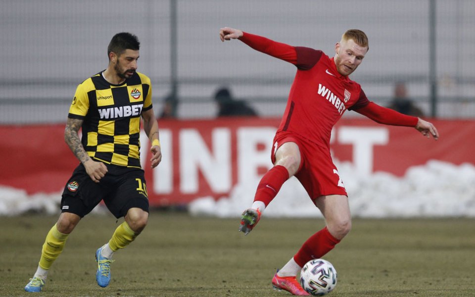 Отборите на Царско село и Ботев Пловдив се изправят един