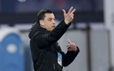 Треньорът на Локомотив Пловдив Александър Томаш е на крачка да