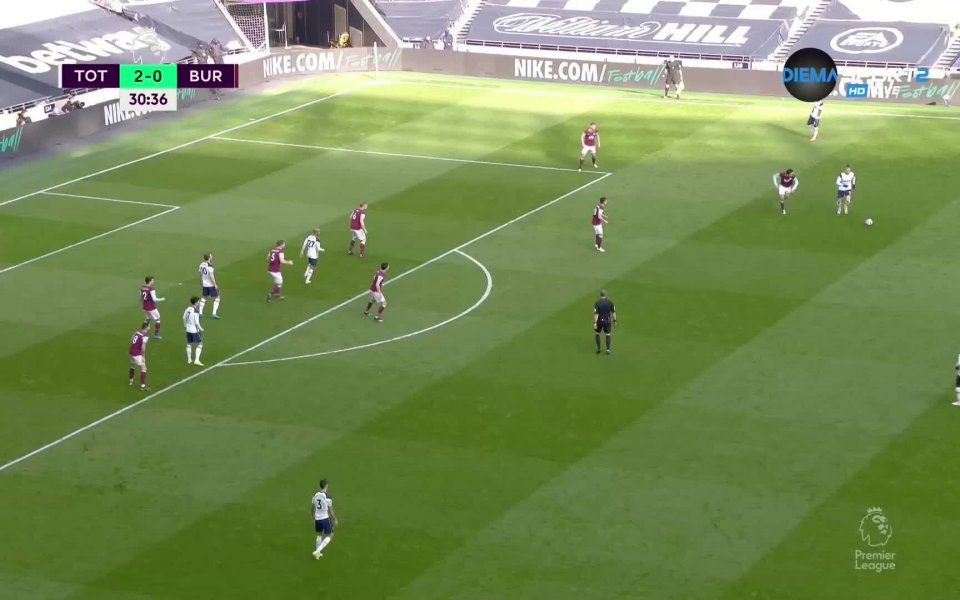 Тотнъм вече води с 3:0 на Бърнли насред Лондон. Третото