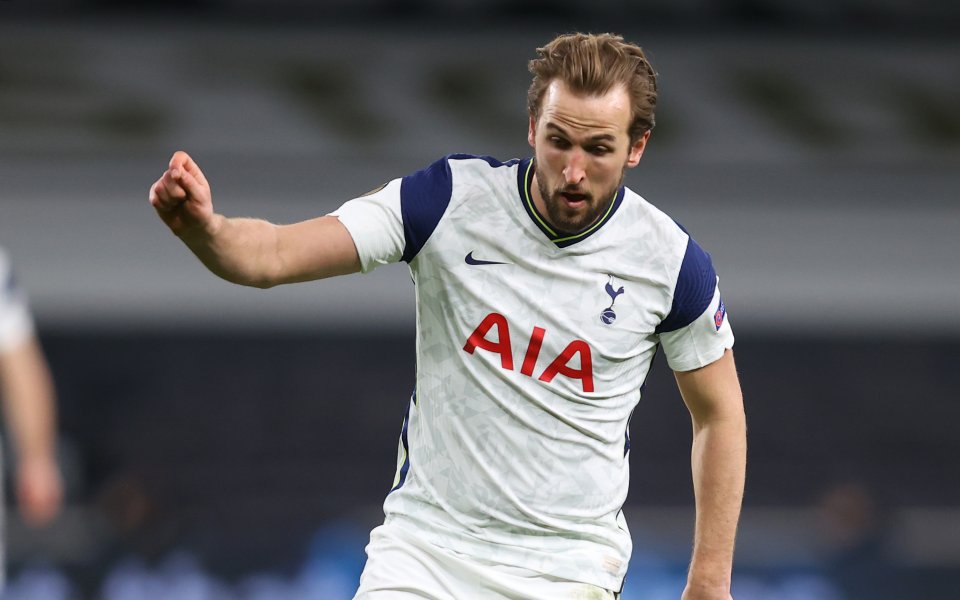 С два гола на Хари Кейн английският Тотнъм Хотспър спечели