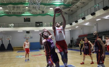 Енигма Фойерверк записа 11 а победа от началото на сезона в