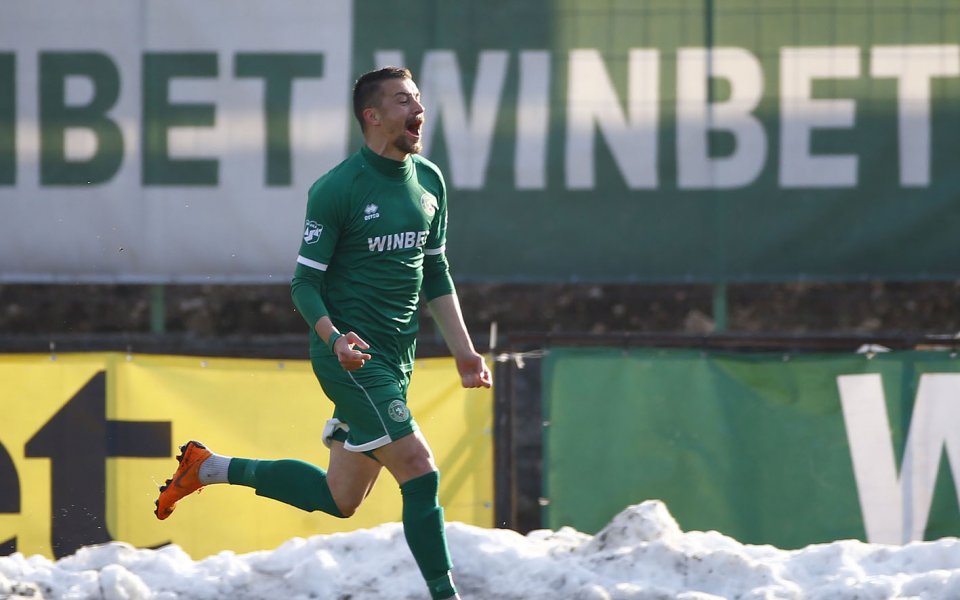 Бранителят на Ботев Враца Костадин Ничев ще продължи да защитава