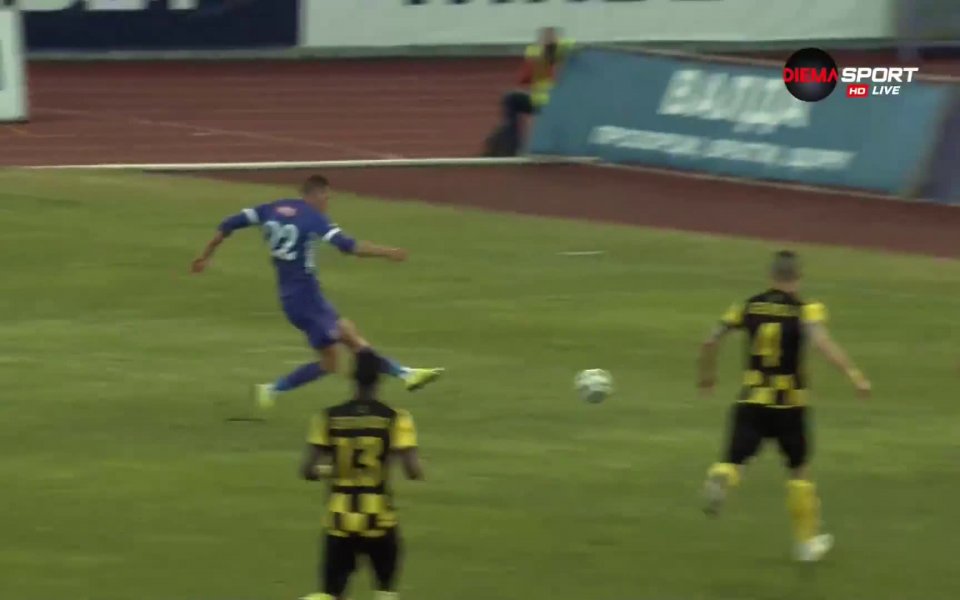 Отборите на Етър и Ботев Пд не успяха да си