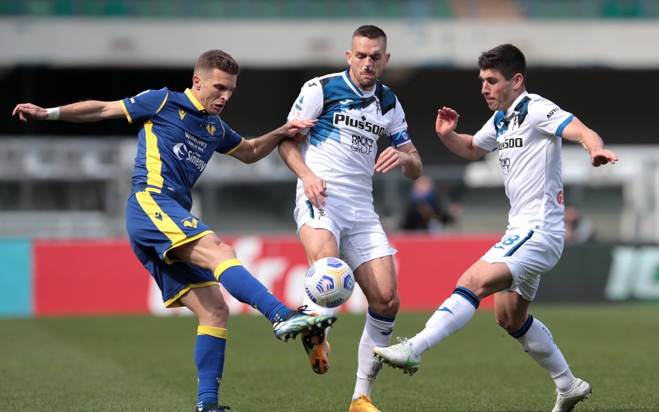 Аталанта победи с 2:0 Верона като гост в мач от