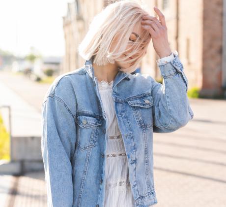 Русата коса винаги е била символ на нежност красота и