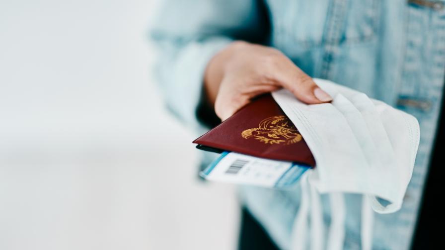 COVID паспортите: Кои държави от ЕС се споразумяха за тях
