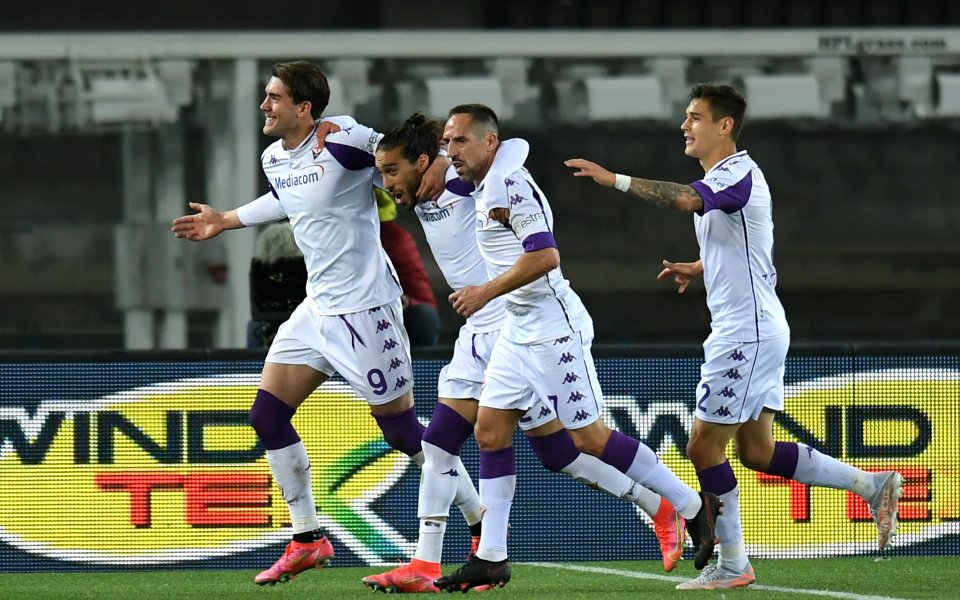 Фиорентина победи Верона с 2:1 като гост в мач от