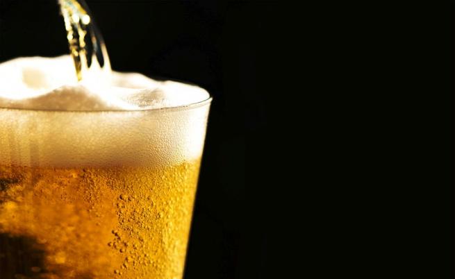 Изумително: 74-годишна монахиня вари бира и ръководи пивоварна