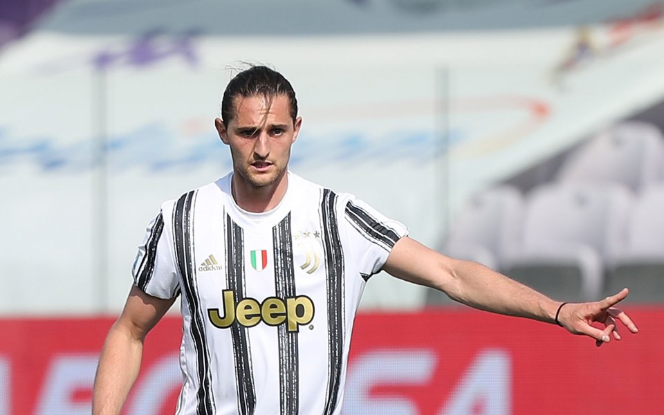 Отборът на Ювентус обмисля да продаде полузащитника Адриен Рабио през