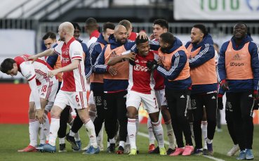 Аякс спечели 35 а титла на Нидерландия след победа с 4 0