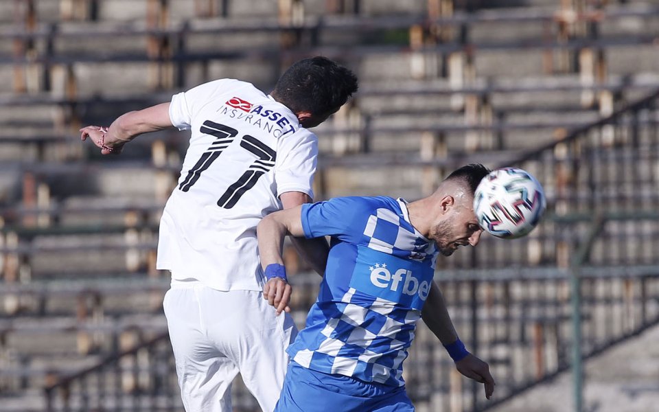 Отборът на Славия гостува на Монтана днес от 20:00 часа