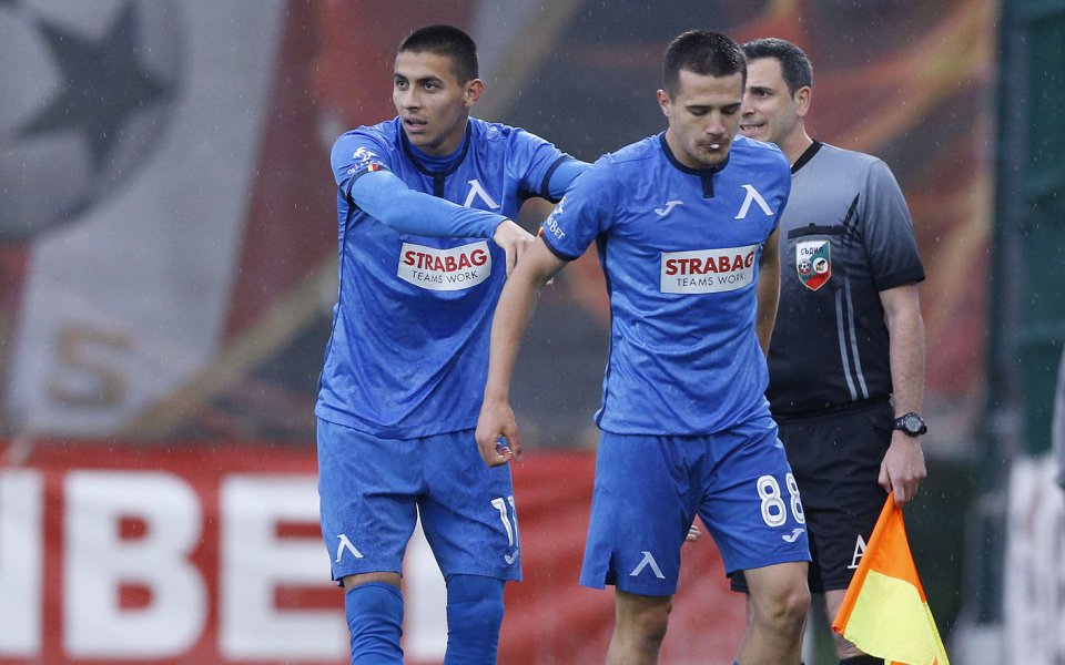 Бъдещето на Левски продължава да бъде неясно. През миналата седмица