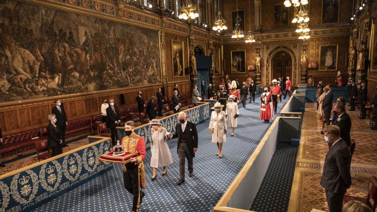  Кралица Елизабет на първия си обществен ангажимент след гибелта на принц Филип 