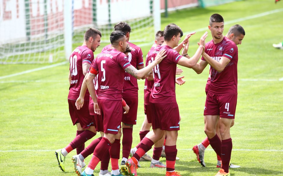 Днес се играят още осем срещи от 3-ия кръг на