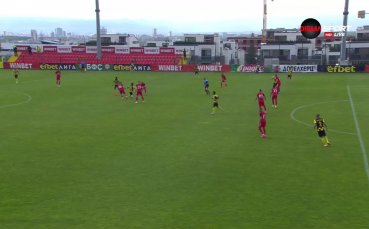 Царско село и Ботев Пловдив играят при 0 0 в двубой