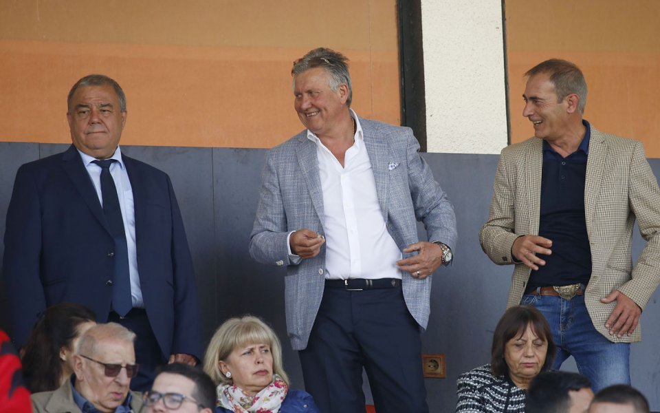 Собственикът на Локомотив София Иван Василев бе много щастлив след