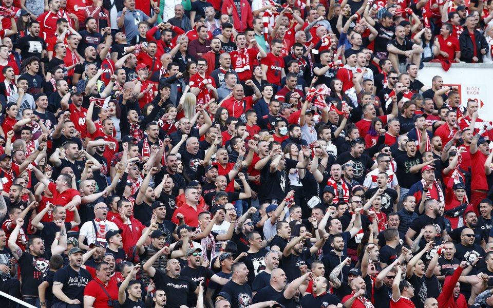 Ръководството на ЦСКА 1948 пусна скъпи билети за привърженици на