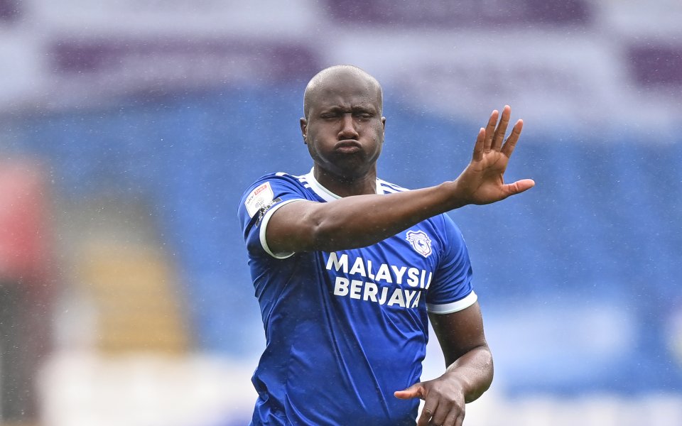 Защитникът на Кардиф Сити Сол Бамба обяви, че е излекуван