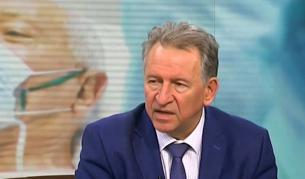 Кацаров обясни,че случите на ковид не спадат заради мерките