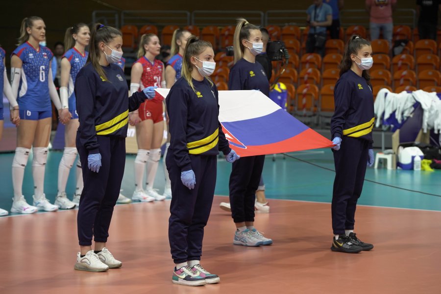 България Словакия волейбол1