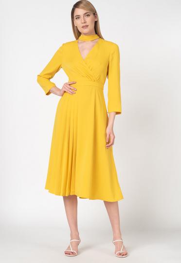<p><strong>Разкроена рокля Jilliie с плисе by Ted Baker</strong></p>

<p>Цена:<strong>&nbsp;177,99 лв*</strong></p>

<p><a href="https://profitshare.bg/l/1280323" target="_blank"><span style="color:#a52a2a;"><u><strong>ПАЗАРУВАЙ ТУК &gt;&gt;&gt;</strong></u></span></a></p>

<p><em>*Продуктът е намален с <span style="color:#ff0000;">317,00 лв&nbsp;</span></em></p>