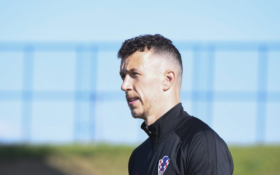 Три клуба от Бундеслигата проявяват интерес към хърватския ветеран Иван