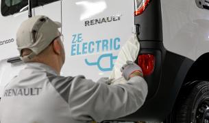 <p>По 400&nbsp;000 коли от Renault ElectriCity</p>