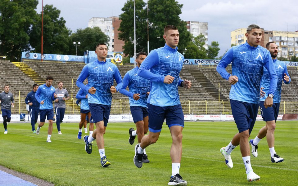 Левски е много близо до първо лятно попълнение. &bdquo;Сините&ldquo; са