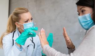 <p>COVID сблъсък: ваксинирани срещу неваксинирани<br />
&nbsp;</p>