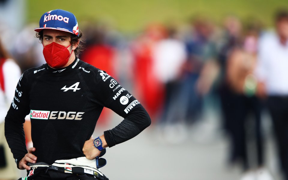 Китайският пилот Гуанюй Чжоу ще направи дебют във Формула 1